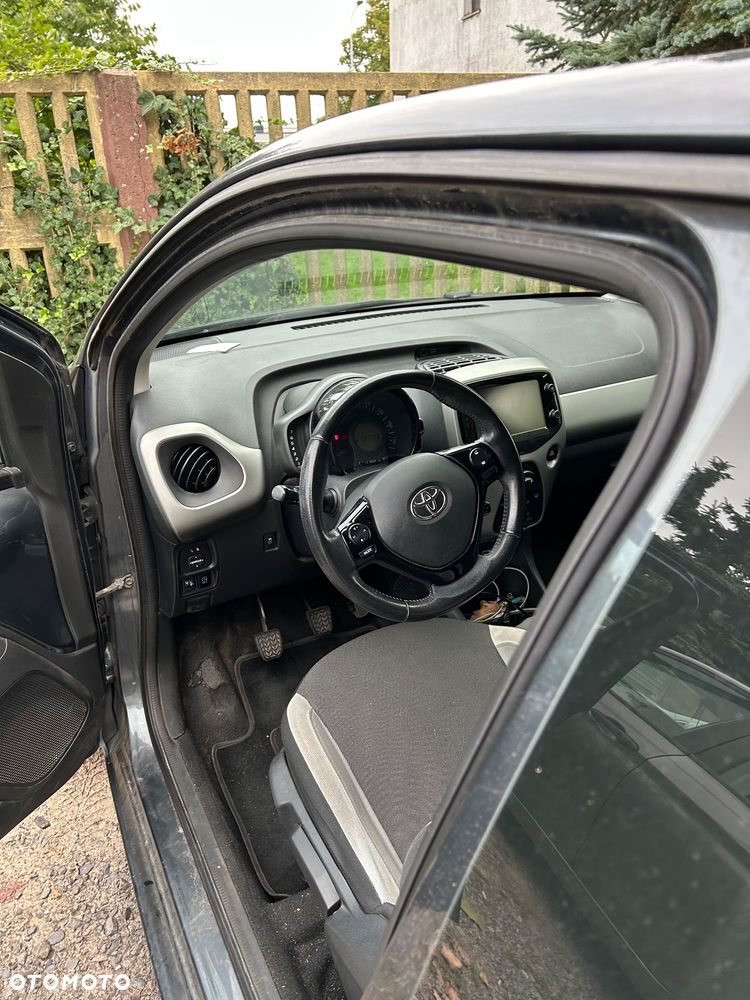 Toyota Aygo 1.0 VVT-i Sprint EU6 - 6