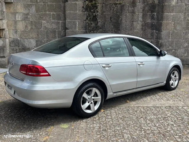 VW Passat 1.6 TDI BlueMotion - 18