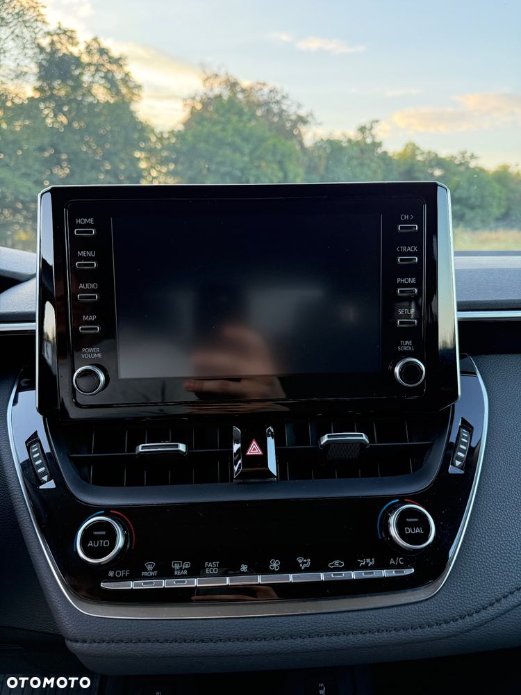 Toyota Corolla 1.6 Executive - 17