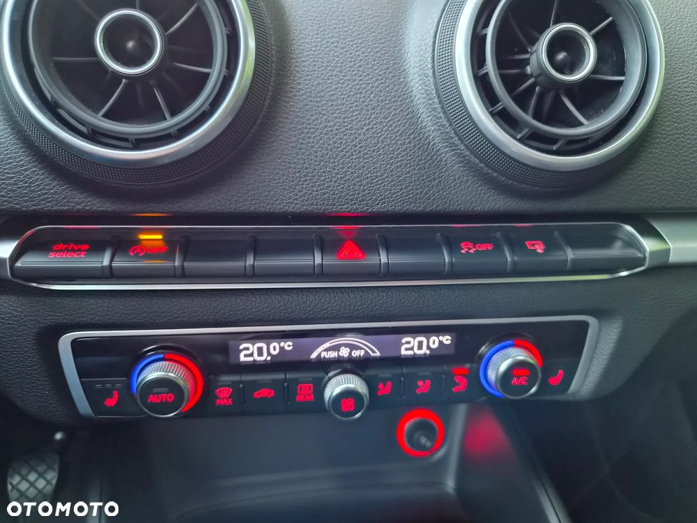 Audi A3 Sportback 1.4 TFSI Ambition - 17