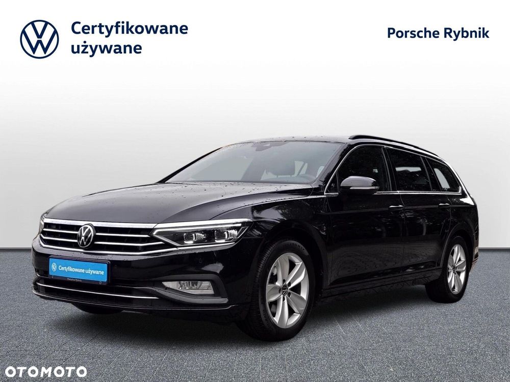 Volkswagen Passat - 1