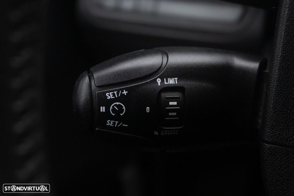 Peugeot 208 1.2 PureTech Style - 19