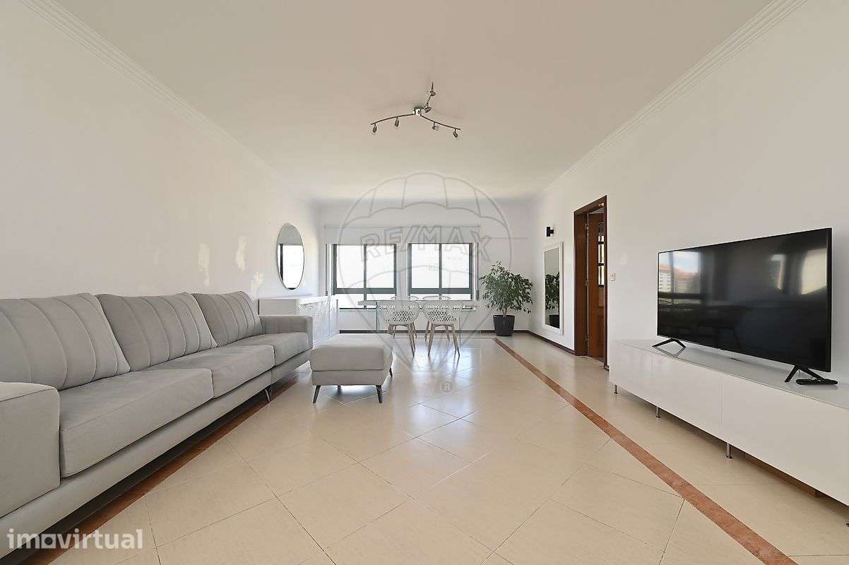 Apartamento T3 para arrendamento - Grande imagem: 2/30
