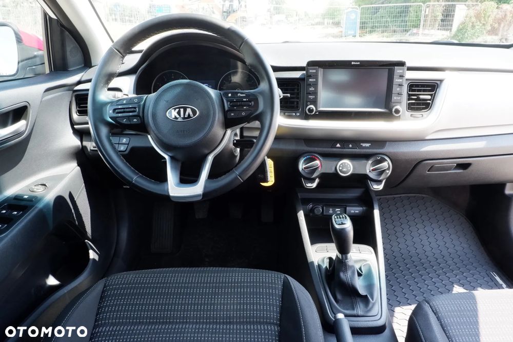 Kia Stonic 1.4 L - 14