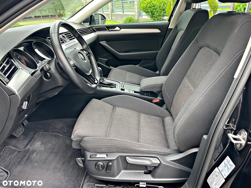 Volkswagen Passat Variant 1.5 TSI OPF DSG Comfortline - 22