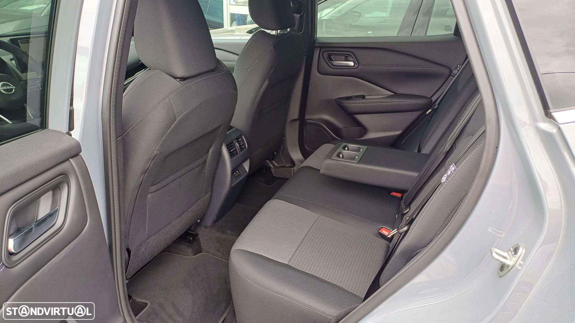 Nissan Qashqai 1.3 DIG-T N-Connecta LED - 13