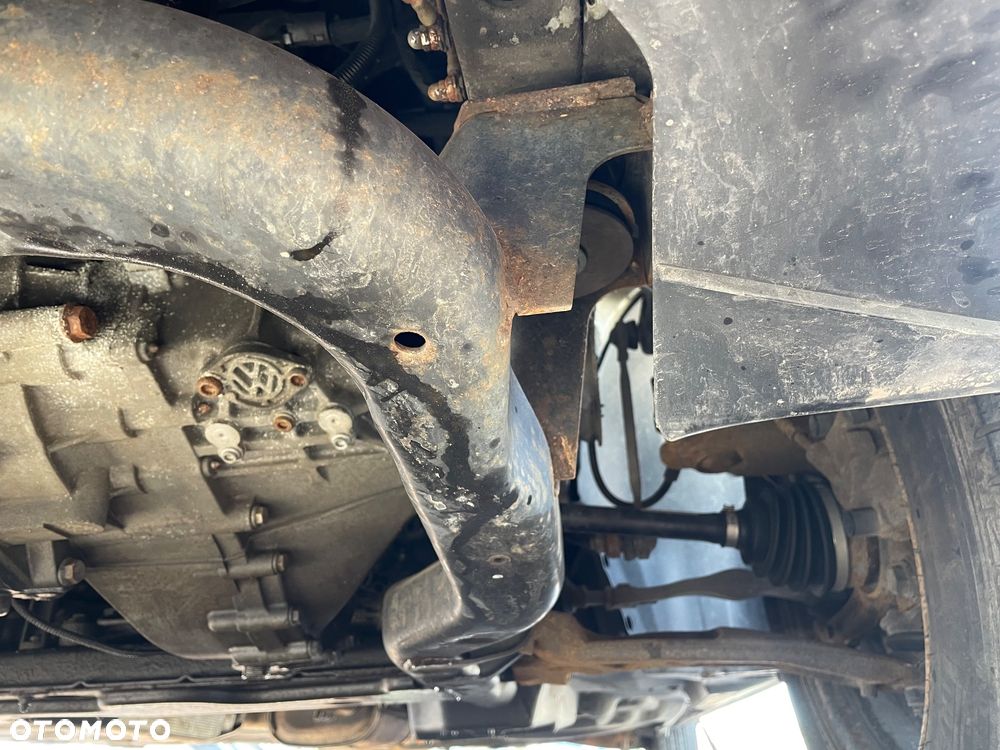 Volkswagen Transporter t5 - 25