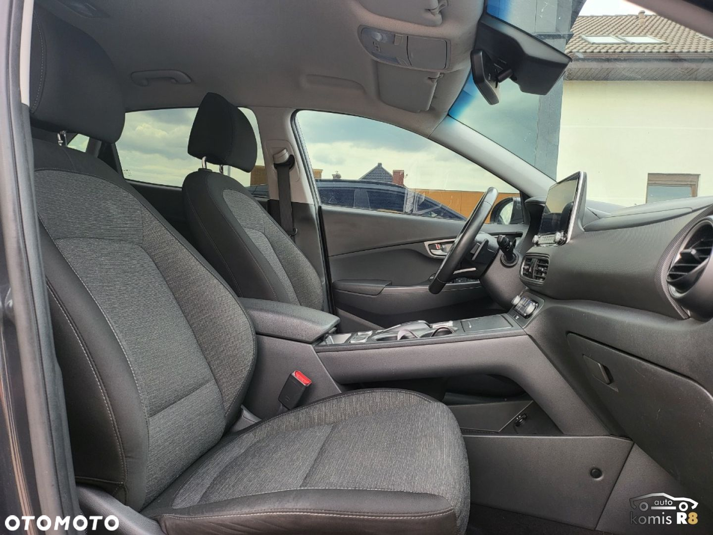 Hyundai Kona - 13