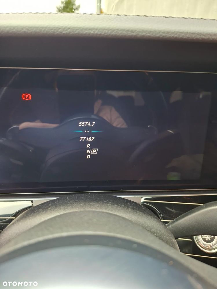 Mercedes-Benz Klasa E AMG 63 4Matic+ T 9G-TRONIC - 7
