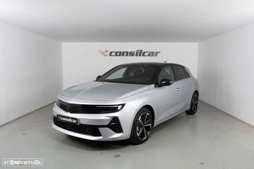 Opel Astra 1.2 T GS Line - 2