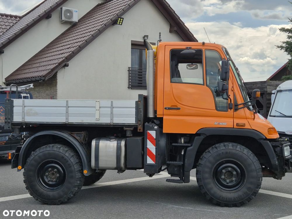 Unimog U300 4X4 - 5