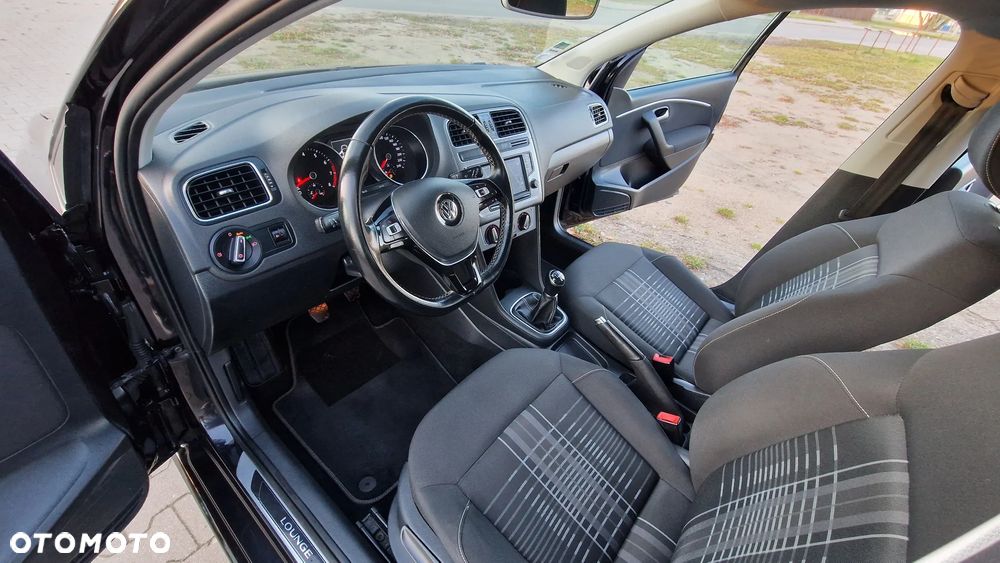 Volkswagen Polo 1.2 TSI Blue Motion Technology Lounge - 14