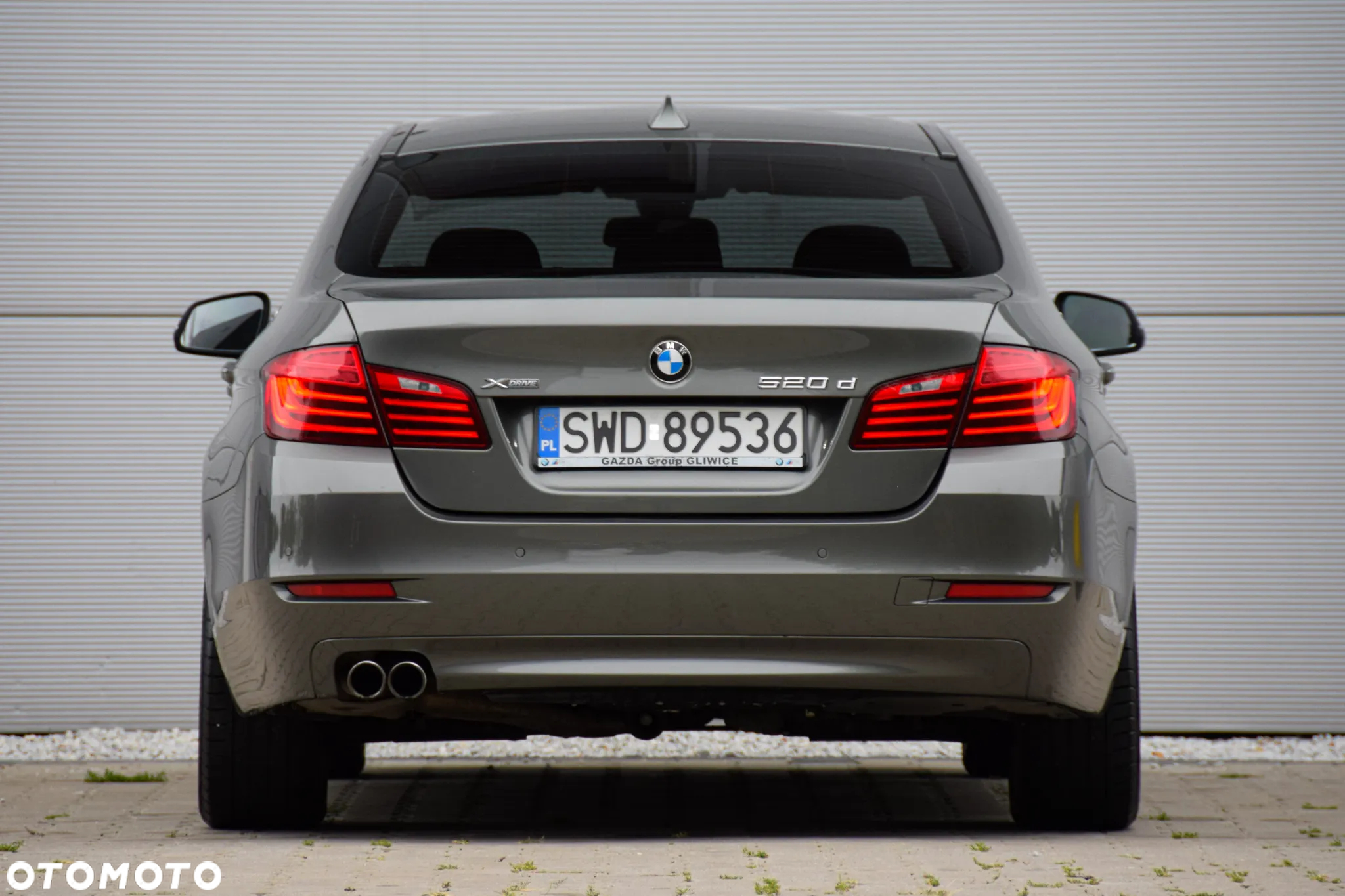 BMW Seria 5 520d xDrive - 18