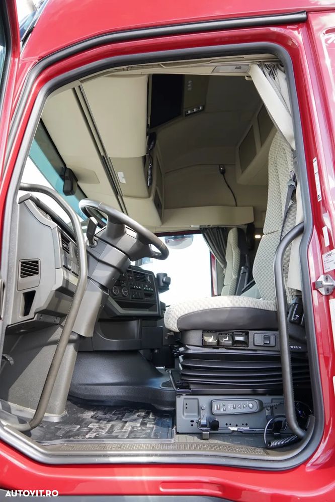 Volvo FH 500 / XXL / I-SAVE / LOWDECK / MEGA / I-PARK COOL / TV / JANTE DIN ALIAJ / CONTRACT DE REPARAȚIE POST-SERVICE - 25