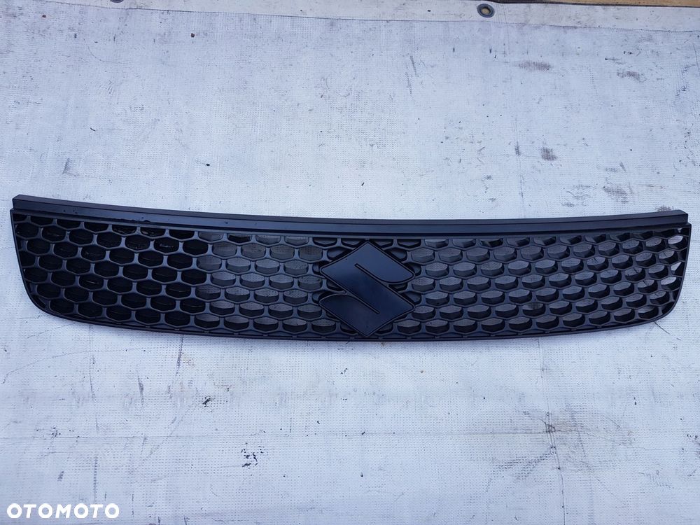 grill atrapa zderzaka 71741-73k0 suzuki swift iii mk6 2005–2010 - 1