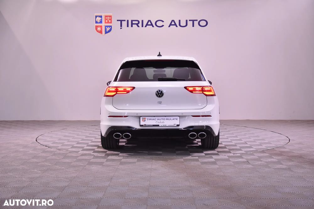Volkswagen Golf 2.0 TSI DSG 4Motion R - 4