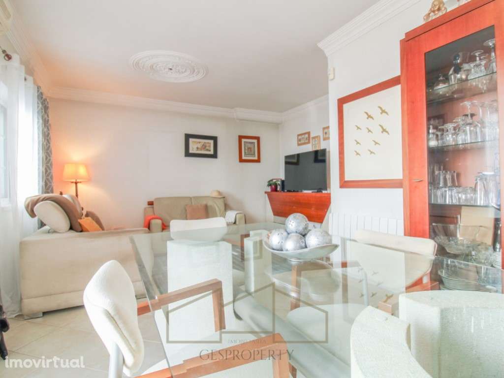 Moradia T3 nos Foros da Amora - Grande imagem: 5/41