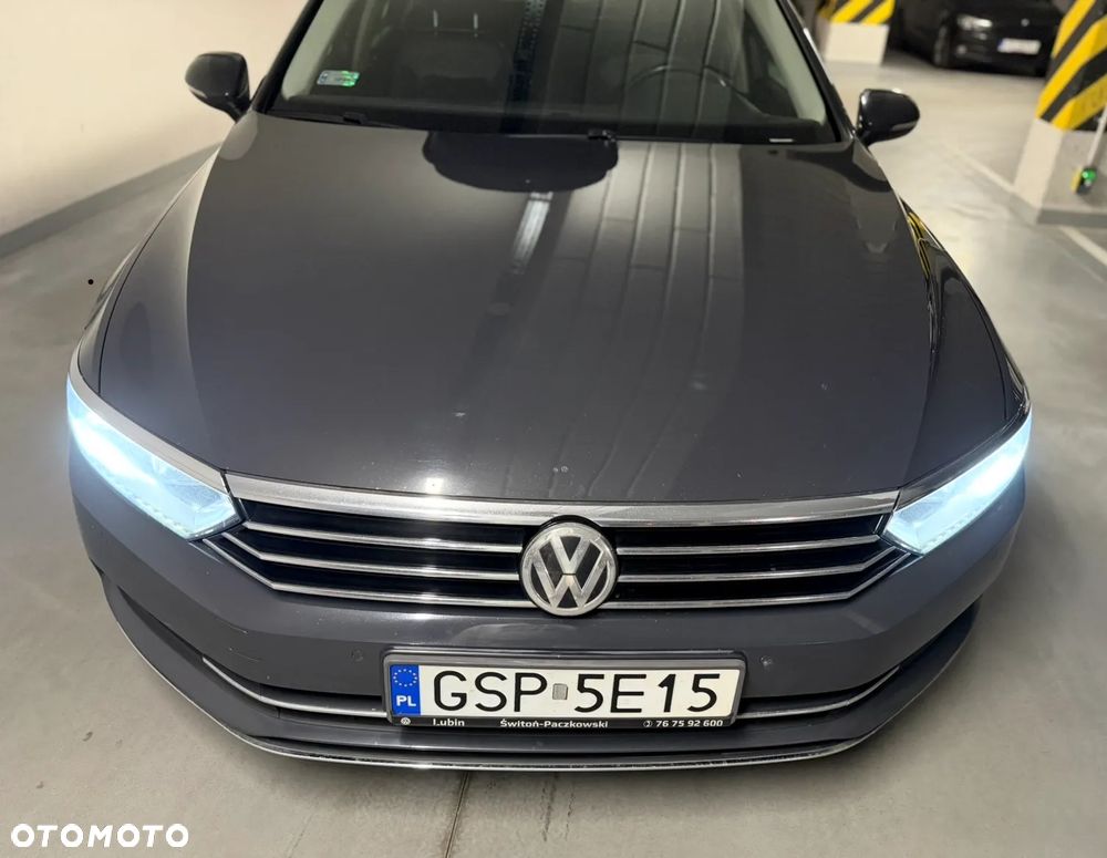Volkswagen Passat 2.0 TDI SCR DSG Highline - 5