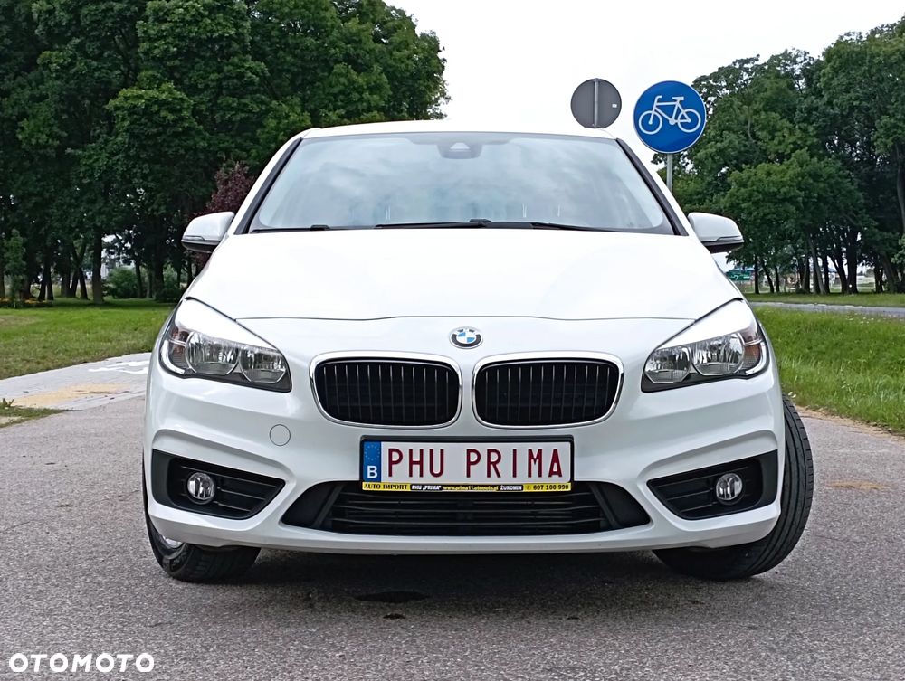 BMW Seria 2 218i - 10