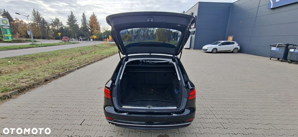 Audi A4 Avant 2.0 TDI design - 31