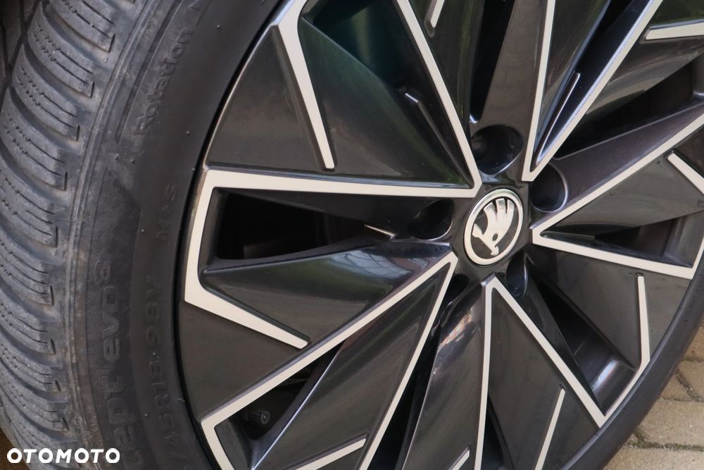 Skoda Superb 2.0 TSI L&K DSG - 9