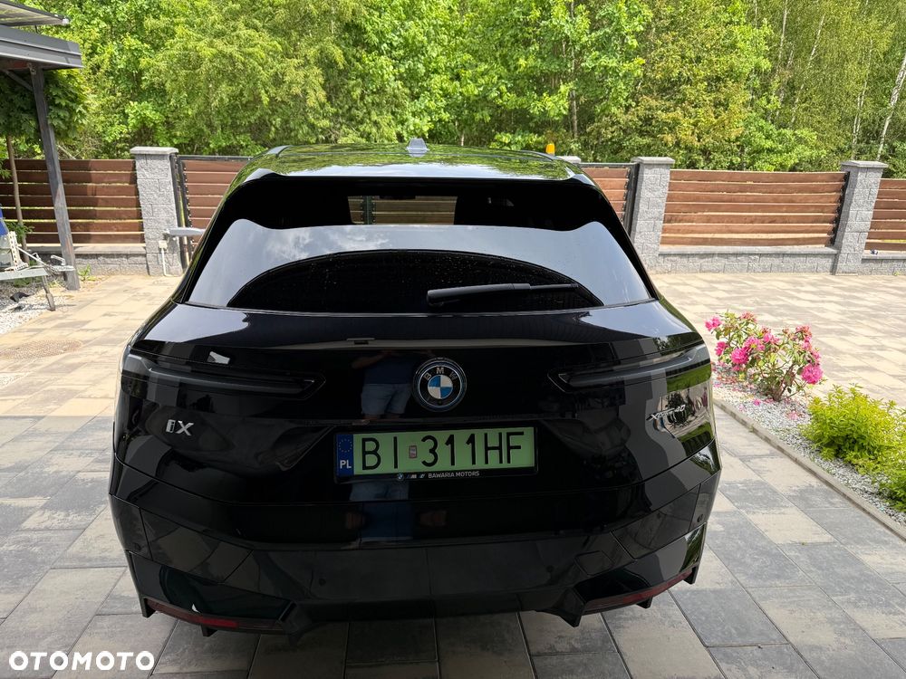 BMW iX xDrive40 76.6kWh - 3