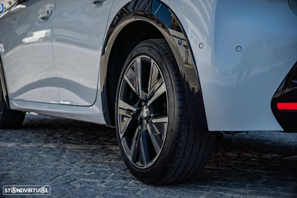Peugeot 208 1.5 BlueHDi GT - 13