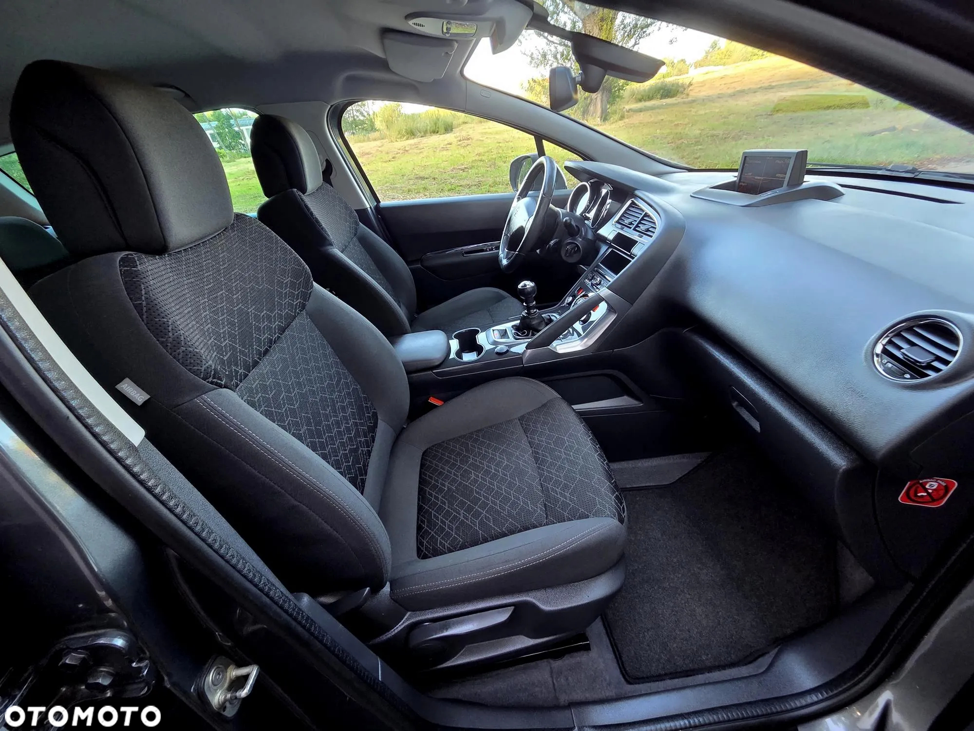 Peugeot 3008 1.6 HDi Style - 25