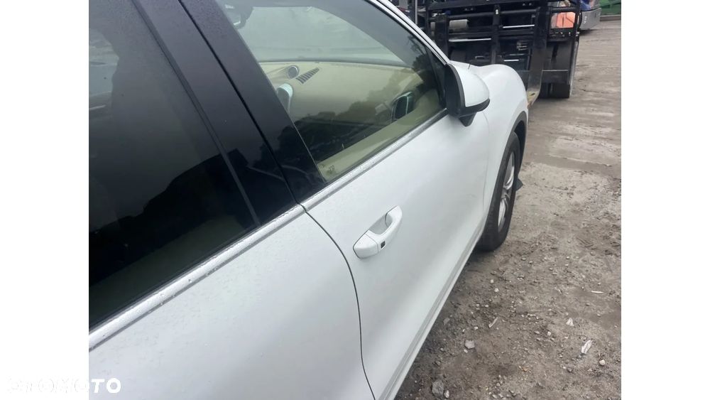 Porsche Cayenne - 15