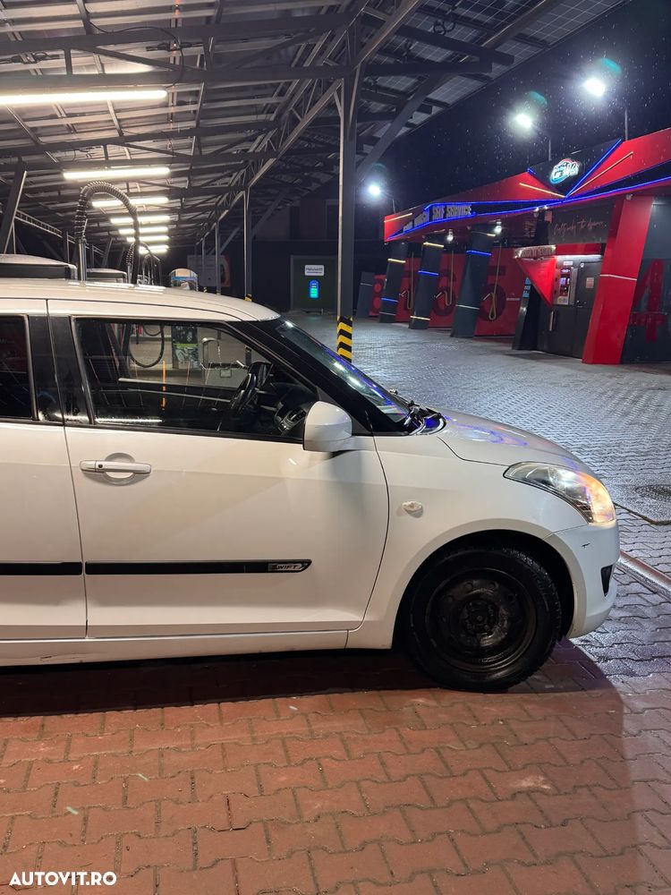 Suzuki Swift 1.2 GLX - 3