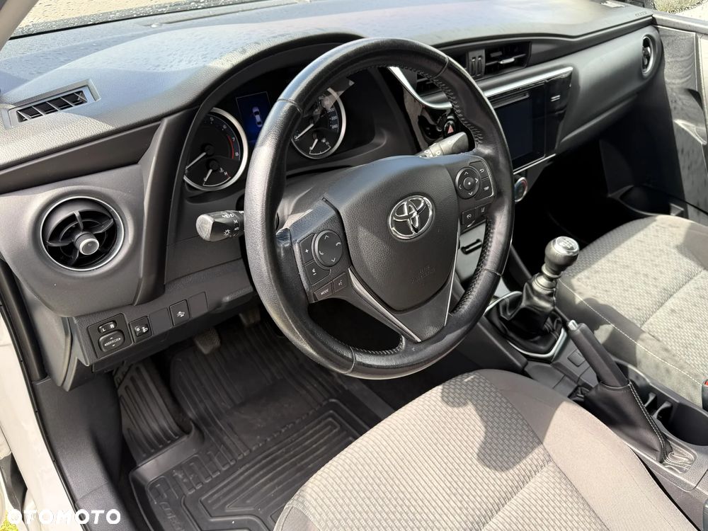 Toyota Corolla 1.6 Comfort - 7
