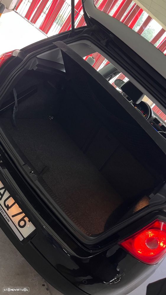 VW Golf 2.0 TDi Sport DSG - 16