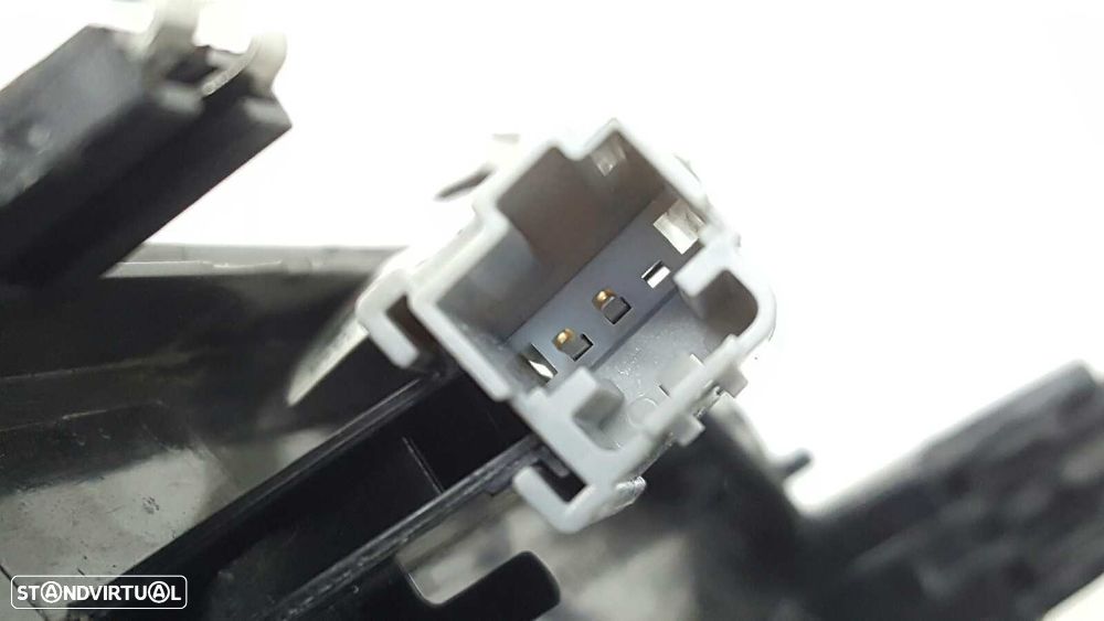 LUZ INTERIOR FORD FOCUS ST-LINE - 11