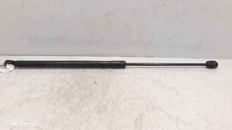 AMORTECEDORESDO CAPÔ OPEL ASTRA H - 1