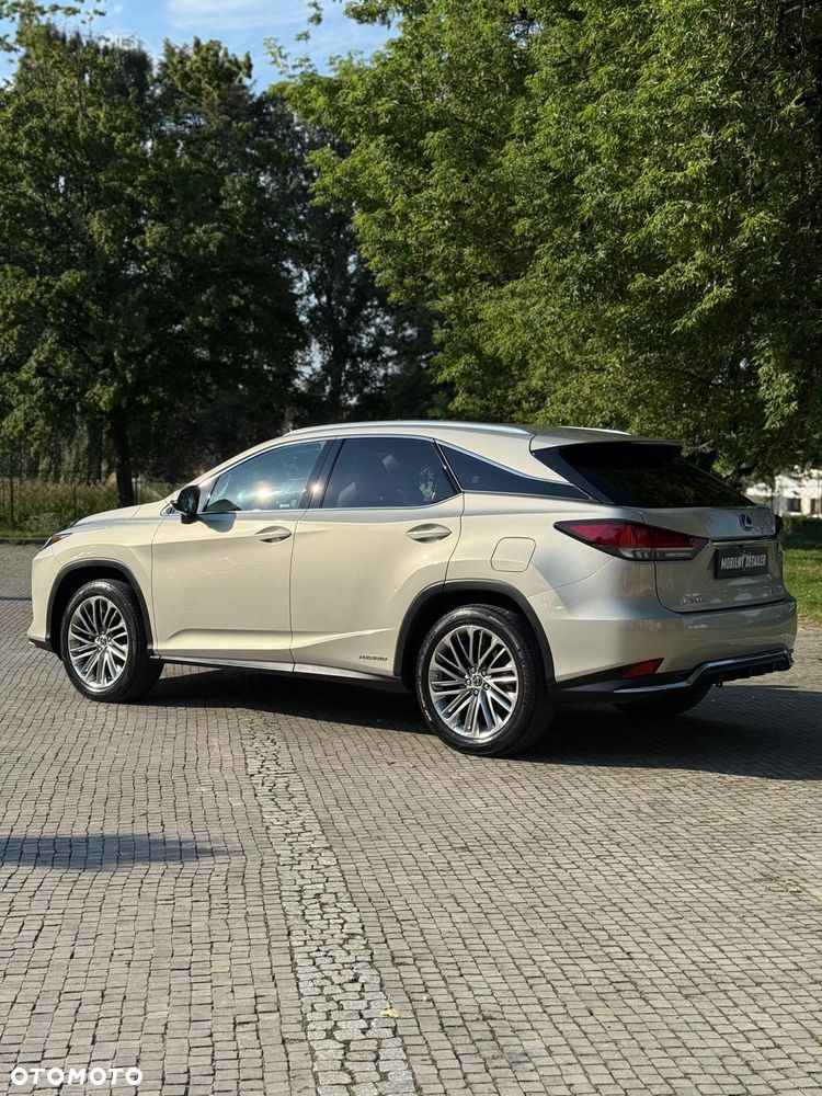 Lexus RX - 4