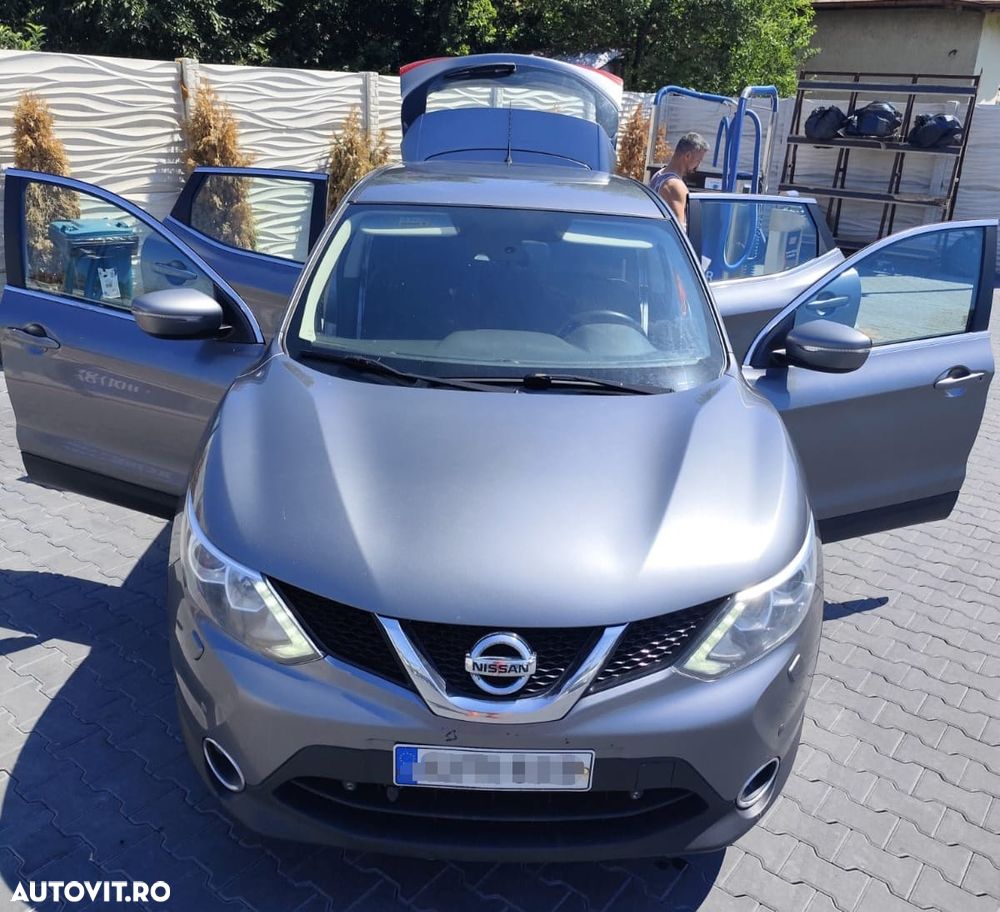 Nissan Qashqai 1.6 DCI Start/Stop 4X4-i Tekna - 8