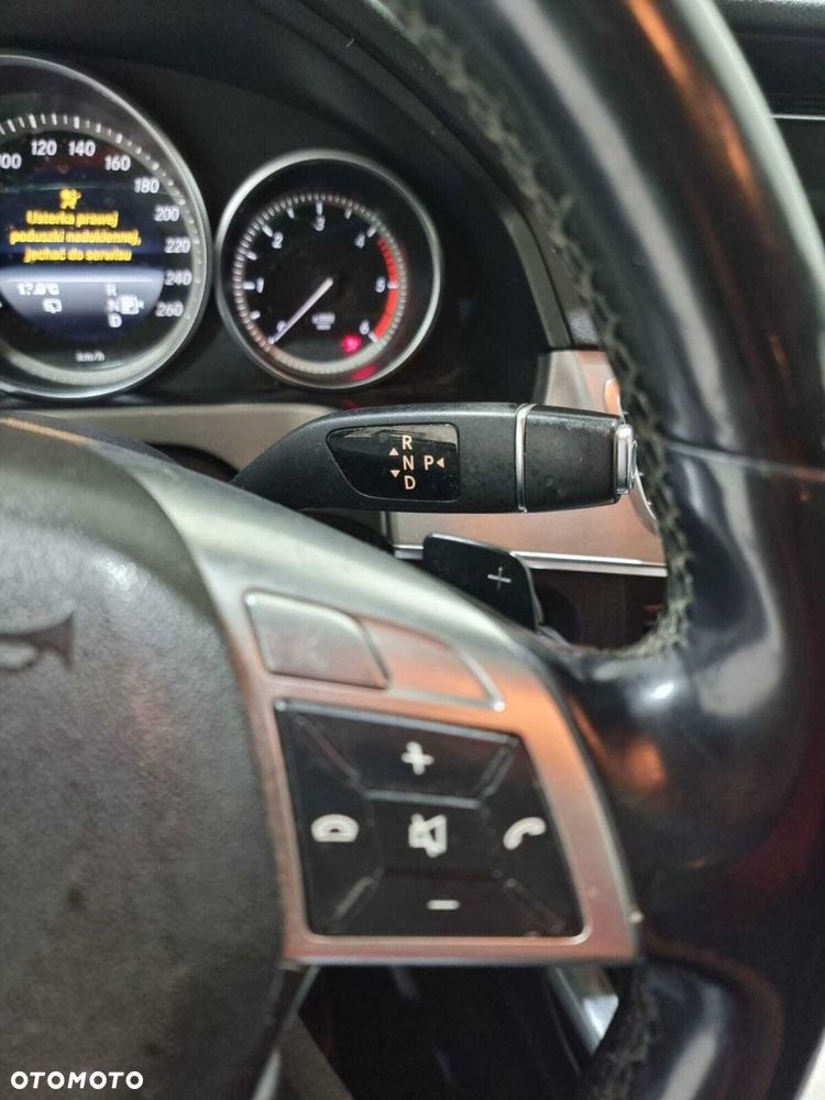 Mercedes-Benz Klasa E - 21