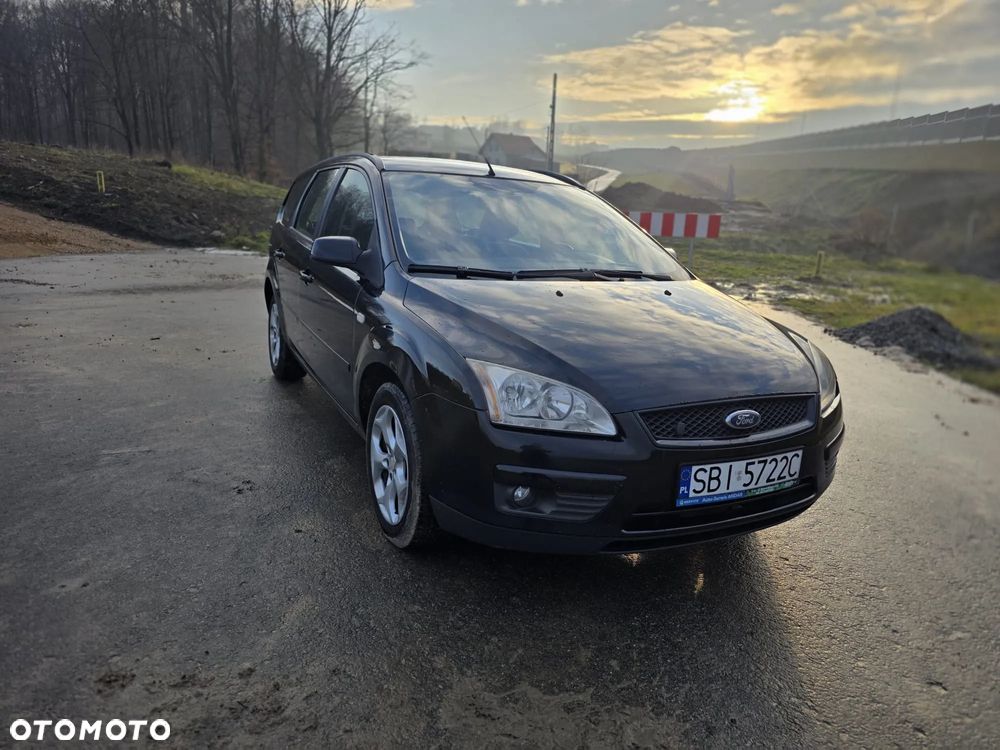 Ford Focus 1.8 FF Trend - 1