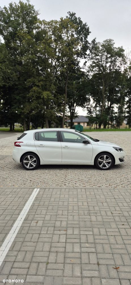 Peugeot 308 1.2 PureTech Allure S&S - 5