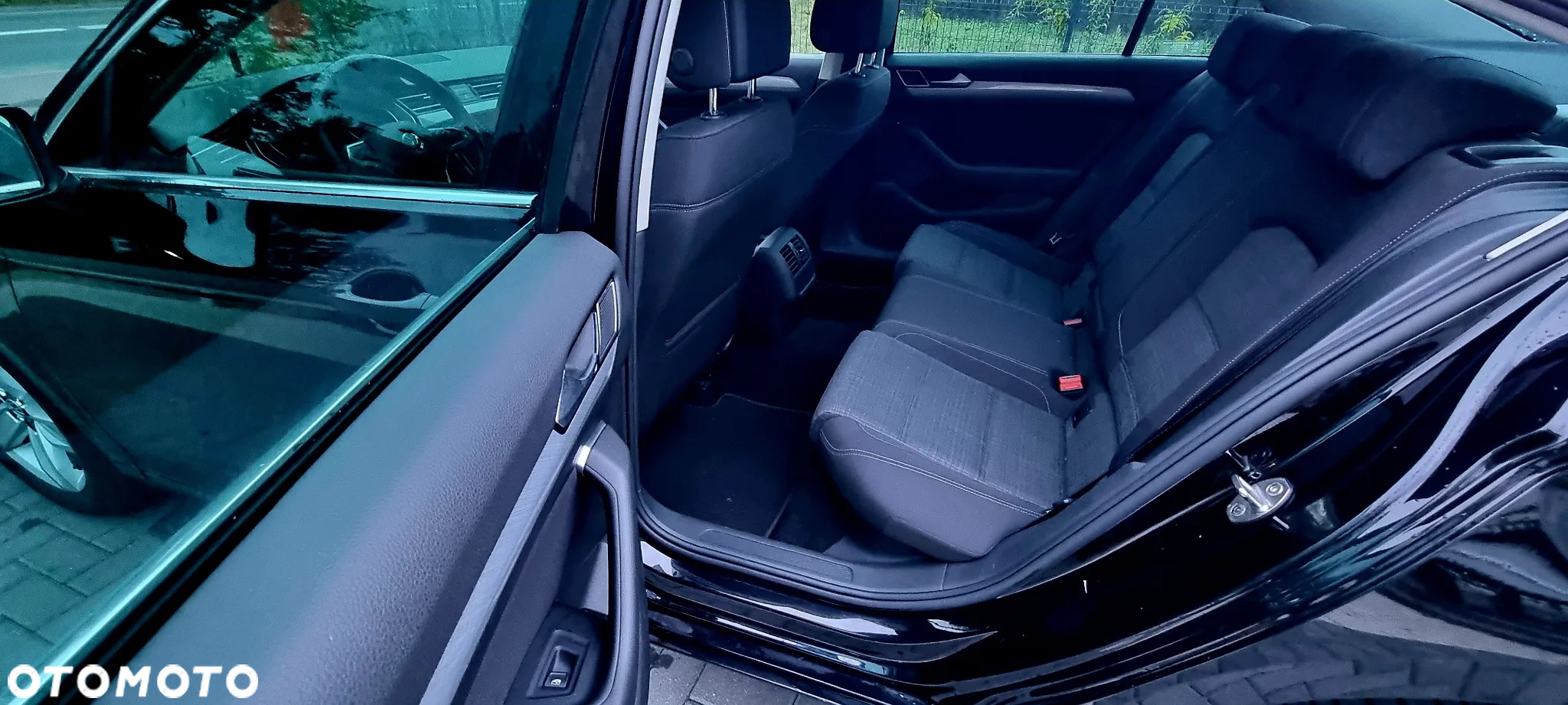 Volkswagen Passat 2.0 TSI Elegance DSG - 13