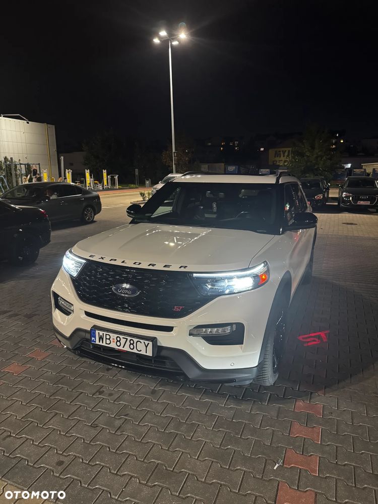 Ford Explorer - 1