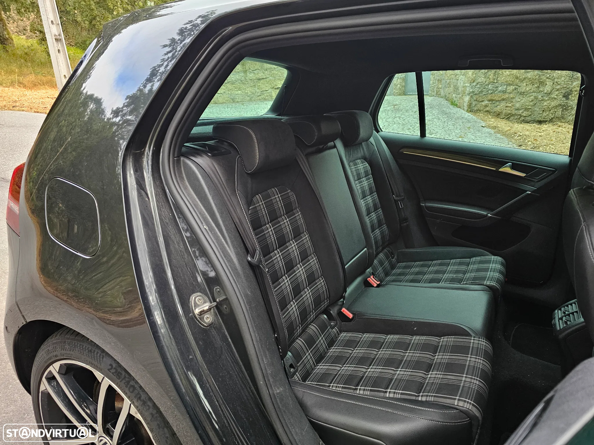 VW Golf GTD 2.0 TDI SCR DSG - 14