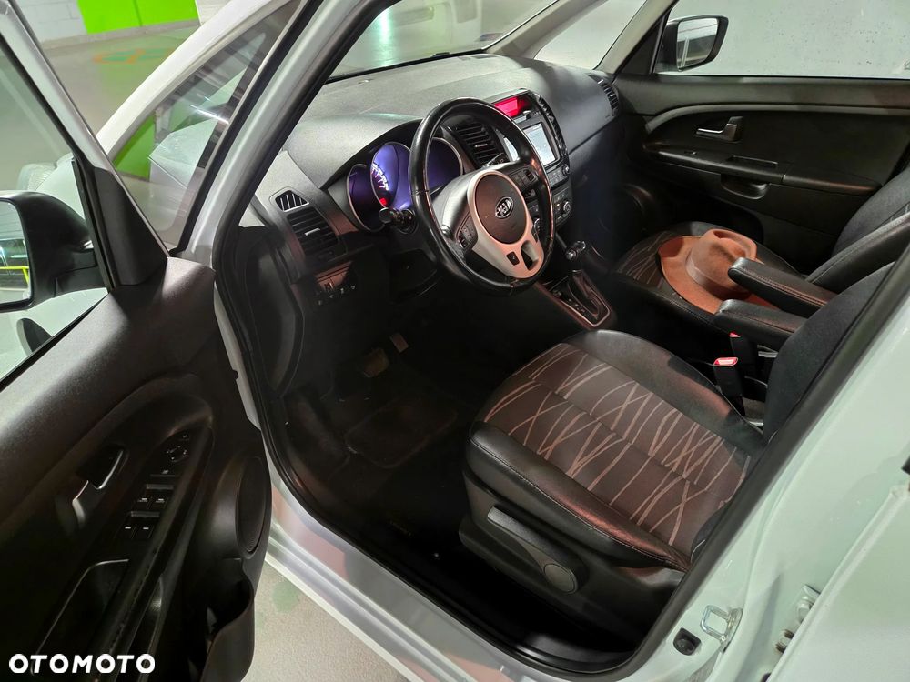 Kia Venga 1.6 XL - 12