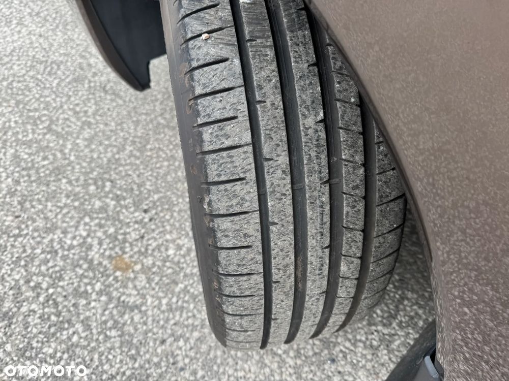 Peugeot 3008 PureTech 130 Stop & Start GPF Allure - 30