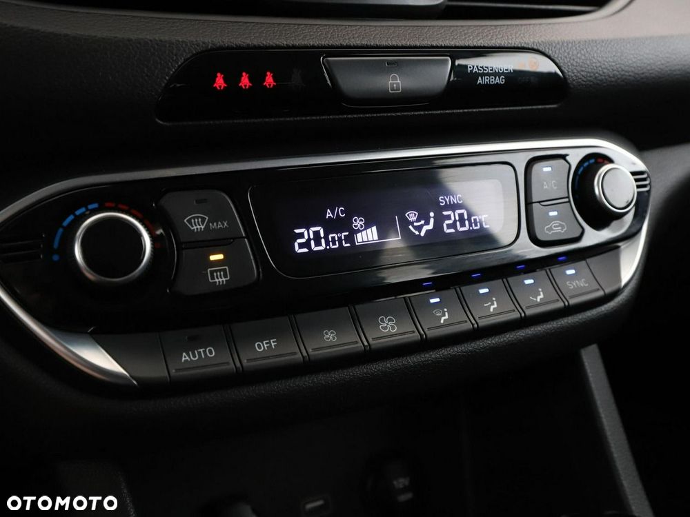 Hyundai i30 1.6 CRDI DCT Intro - 29