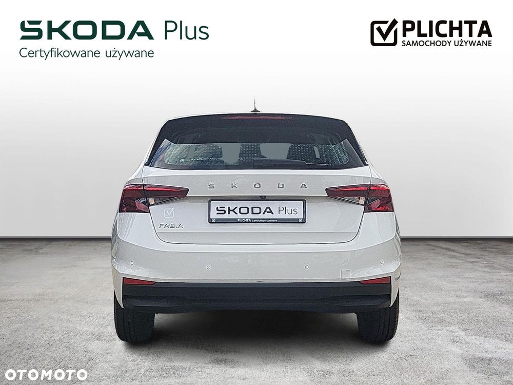 Skoda Fabia - 4