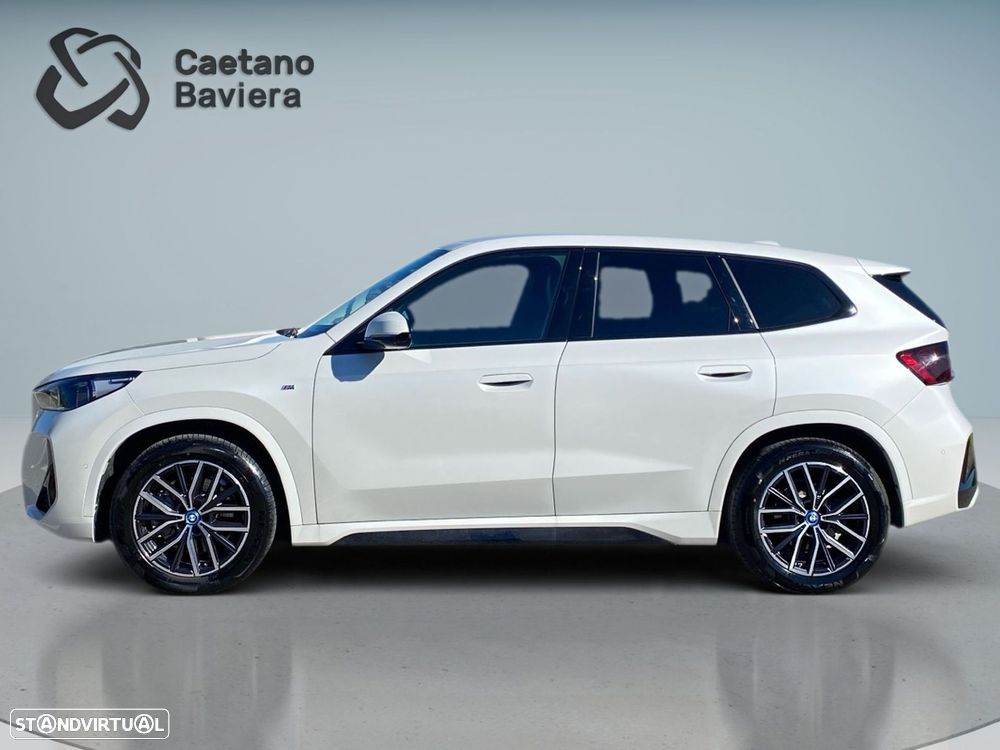 BMW iX1 xDrive30 Pack Desportivo M - 29