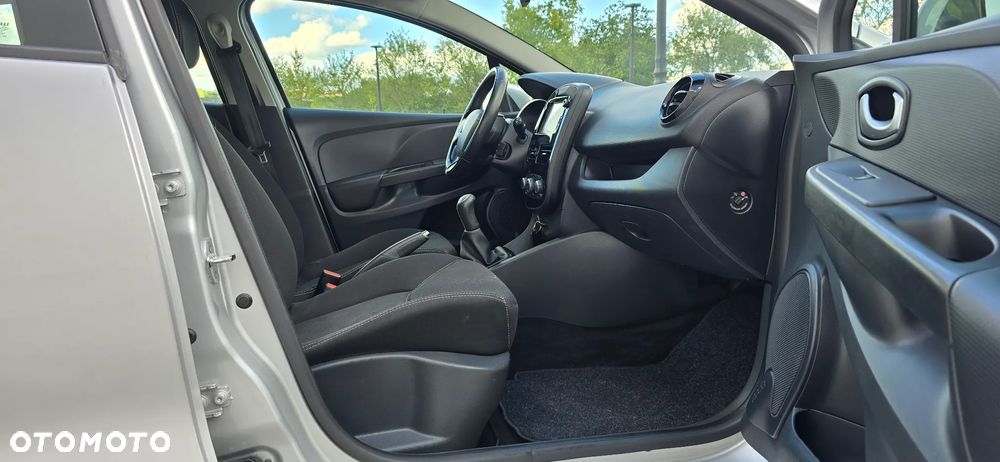 Renault Clio - 7