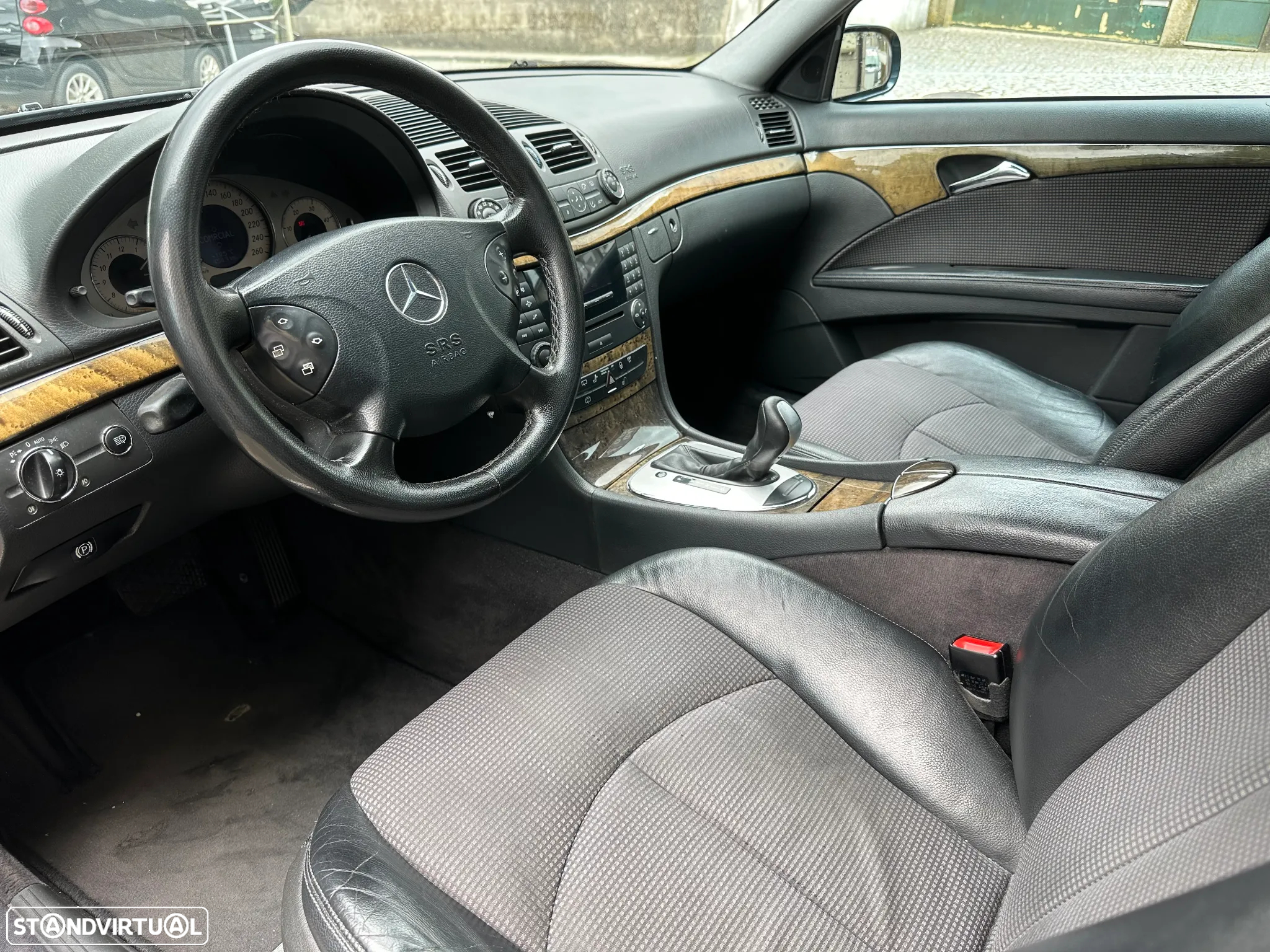 Mercedes-Benz E 220 CDi Avantgarde Aut. - 11
