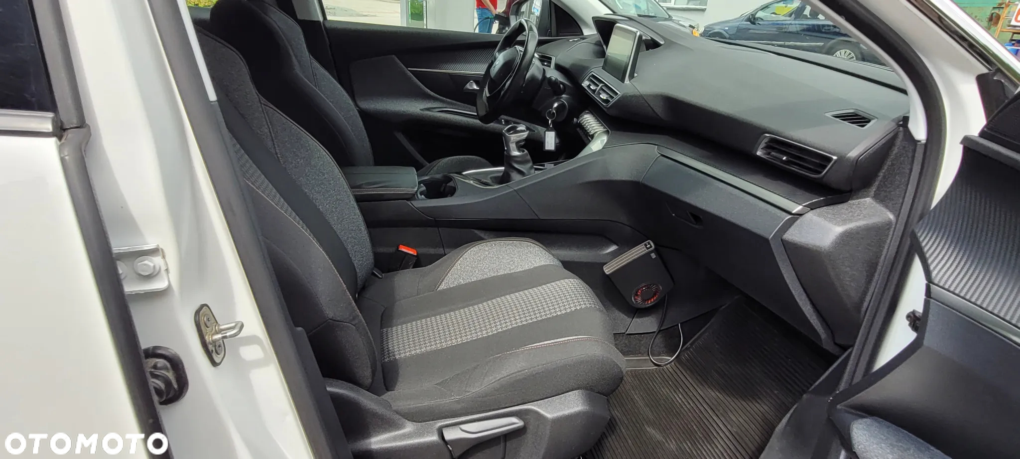 Peugeot 3008 - 9